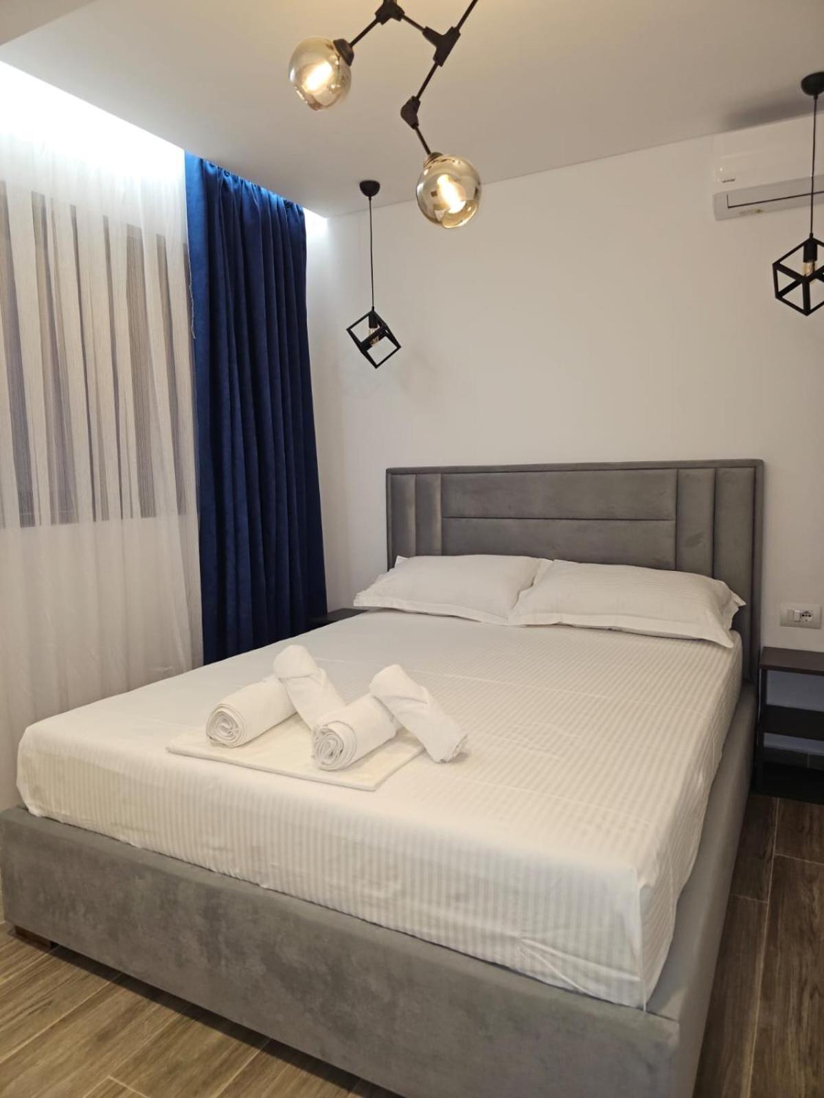 Ardit Seaside Rooms Σαράντα Εξωτερικό φωτογραφία