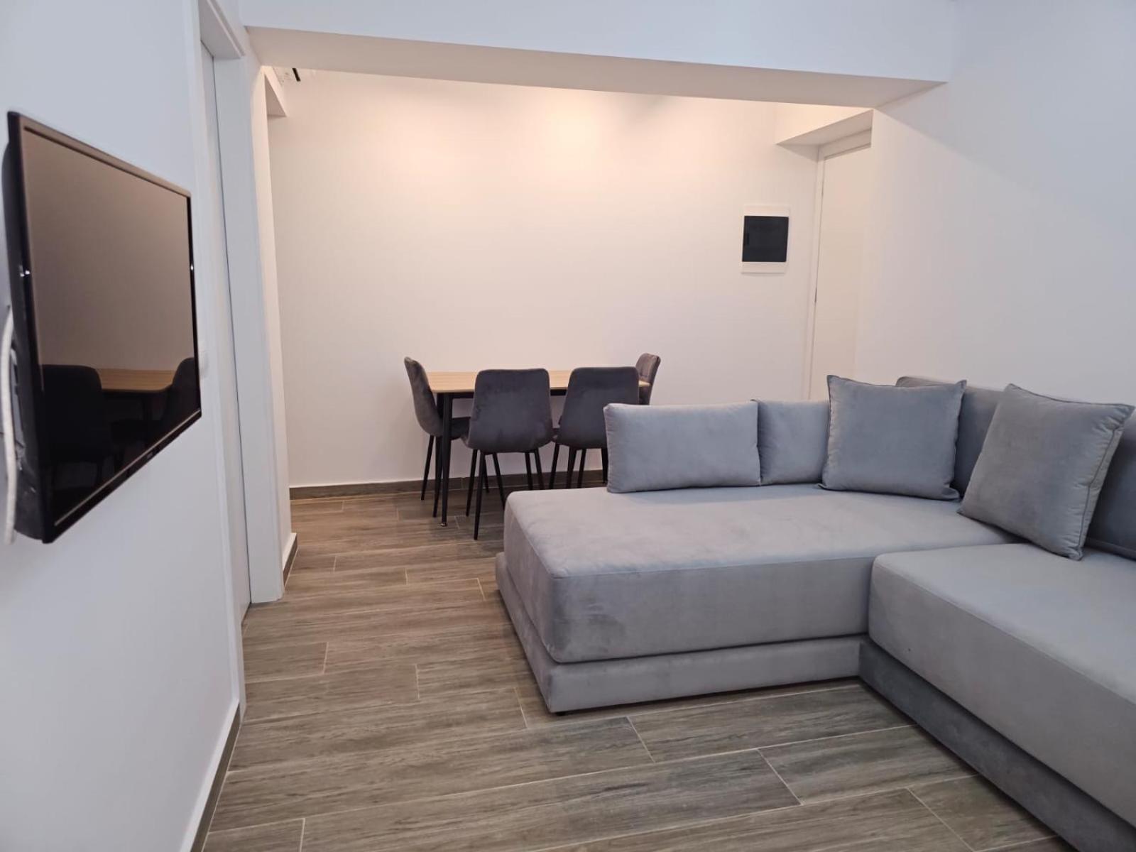 Ardit Seaside Rooms Σαράντα Εξωτερικό φωτογραφία