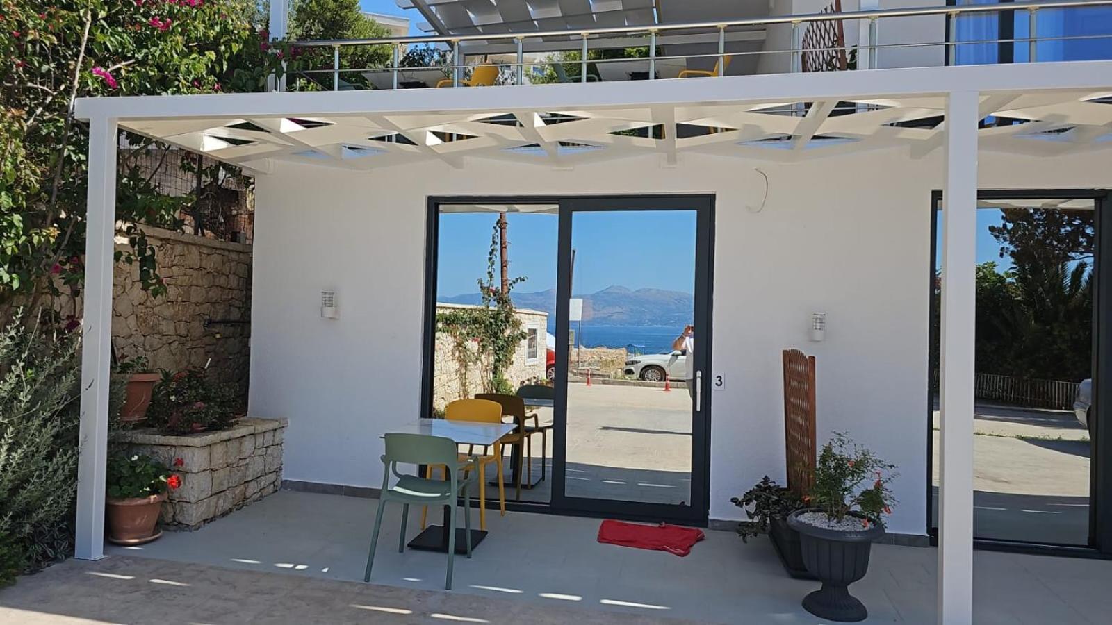Ardit Seaside Rooms Σαράντα Εξωτερικό φωτογραφία