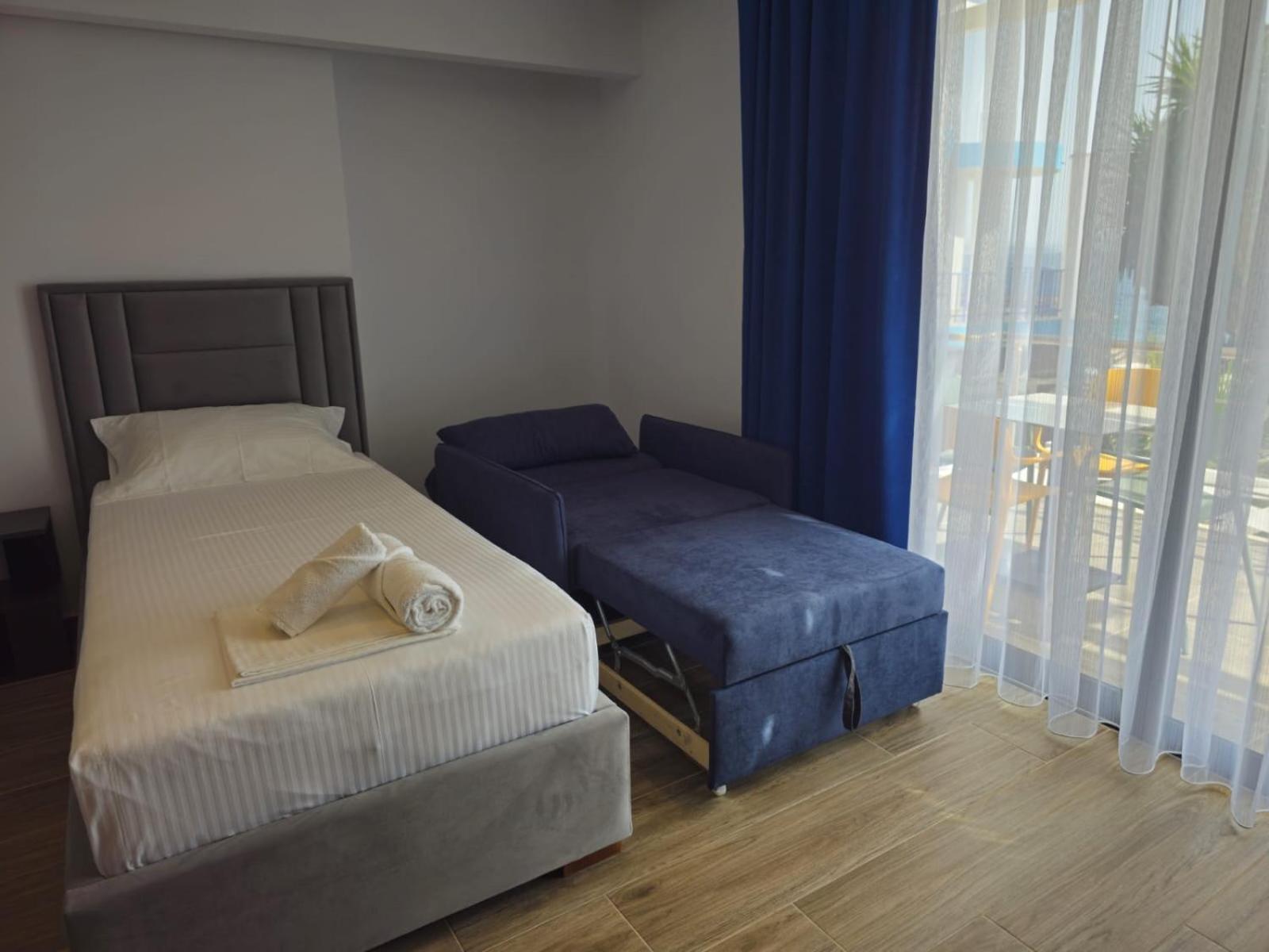 Ardit Seaside Rooms Σαράντα Εξωτερικό φωτογραφία