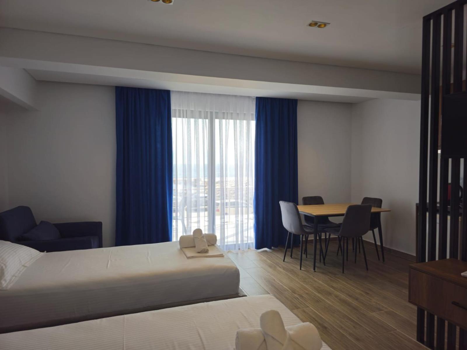 Ardit Seaside Rooms Σαράντα Εξωτερικό φωτογραφία