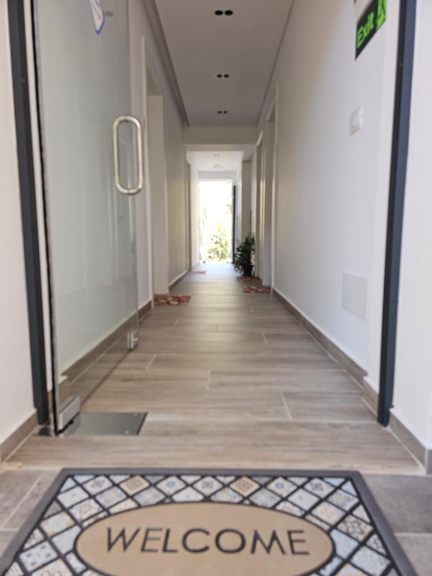 Ardit Seaside Rooms Σαράντα Εξωτερικό φωτογραφία