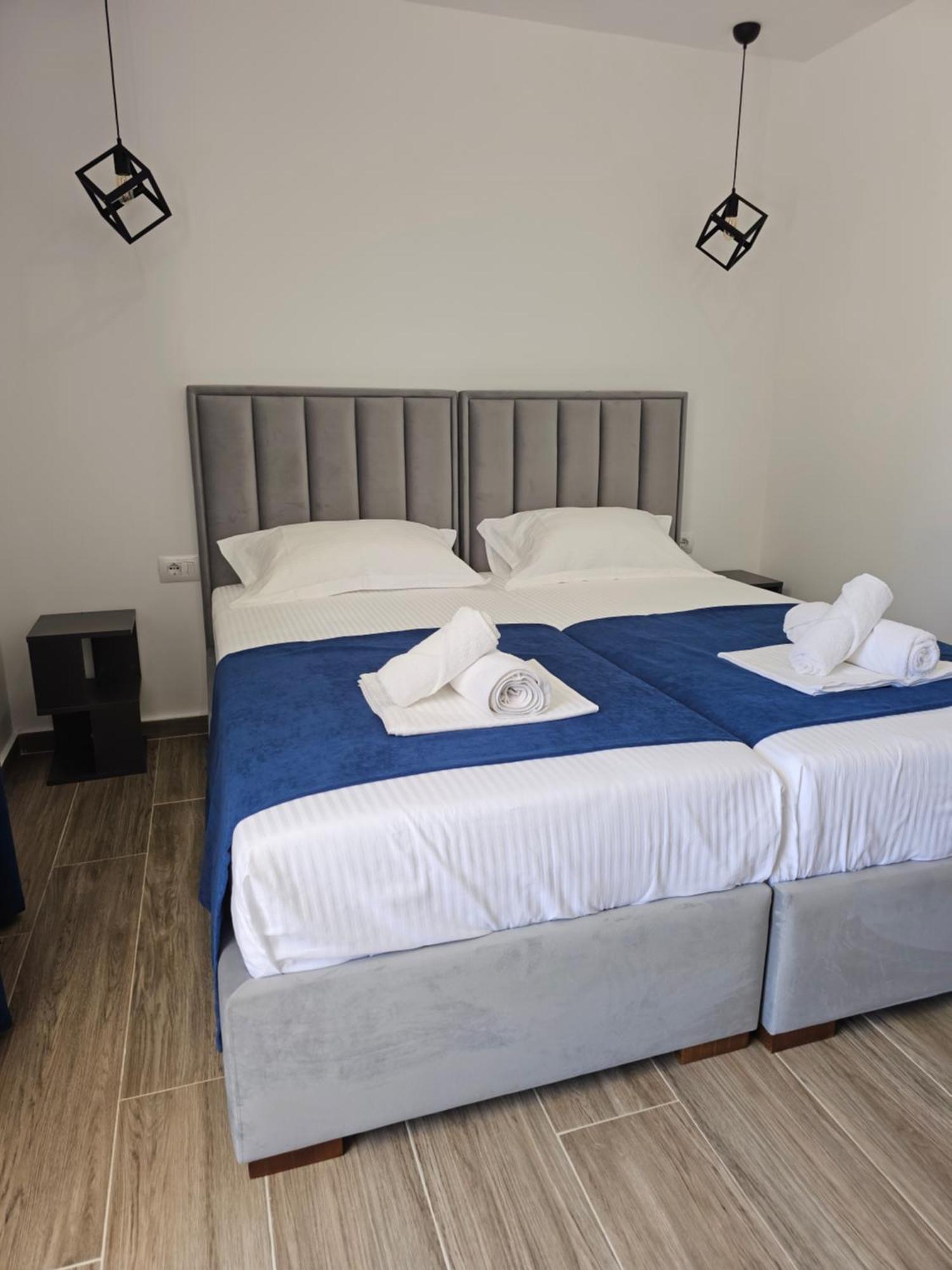 Ardit Seaside Rooms Σαράντα Εξωτερικό φωτογραφία