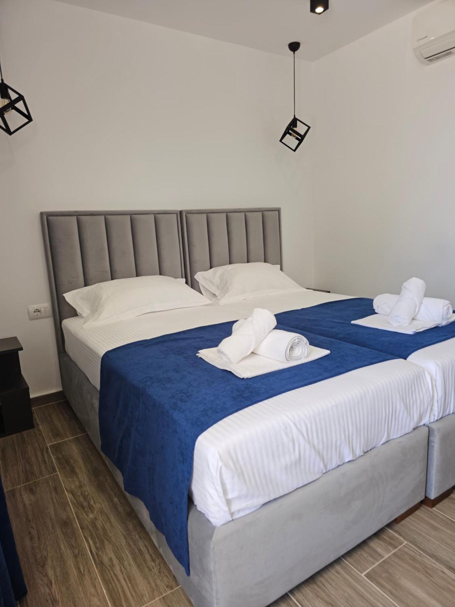 Ardit Seaside Rooms Σαράντα Εξωτερικό φωτογραφία